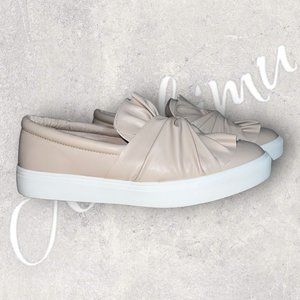 MIA Zoe Ruched Bow Slip-On Sneakers – Sz 8.5